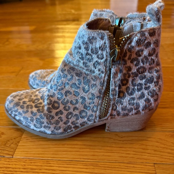 Very G Animal Print Hair Booties - Size 8.5 - Picture 5 of 8